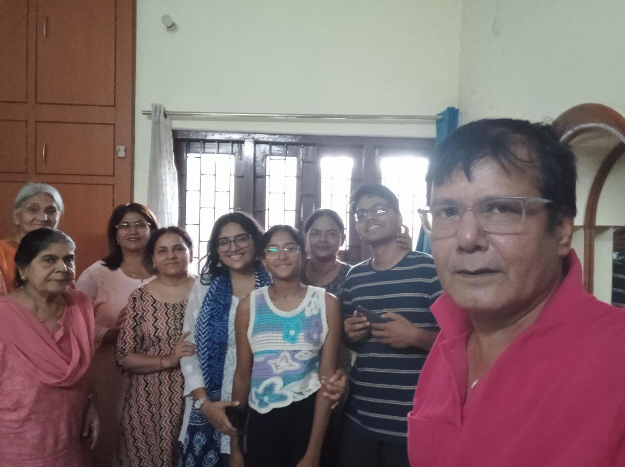 Shanti Niketan Hostel And Homestay Варанаси Экстерьер фото