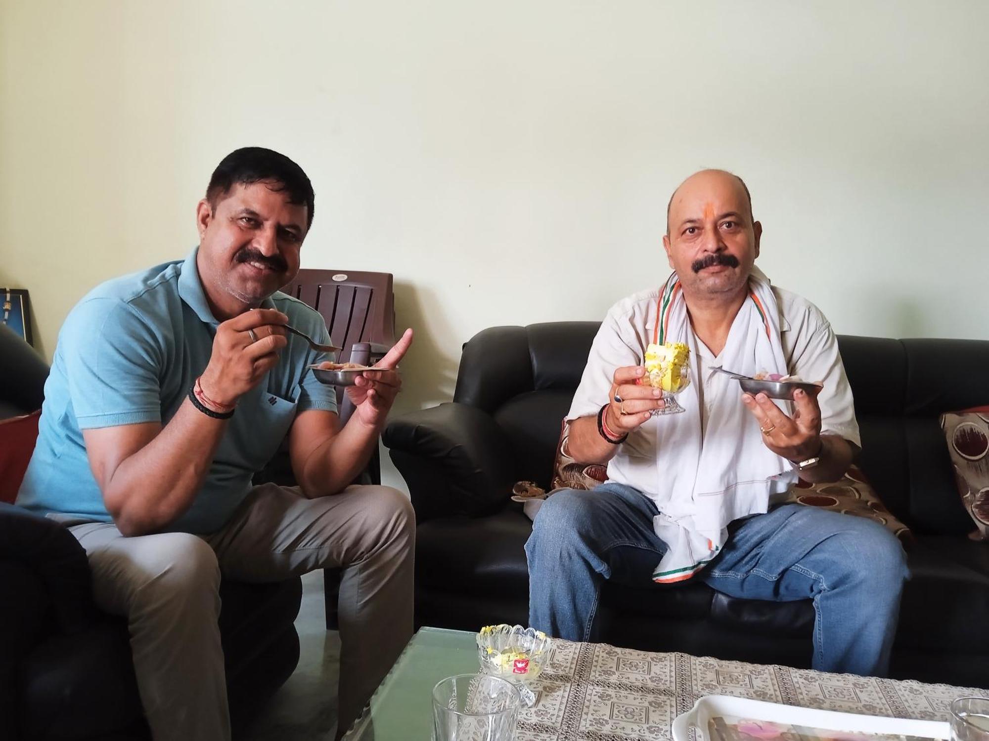 Shanti Niketan Hostel And Homestay Варанаси Экстерьер фото